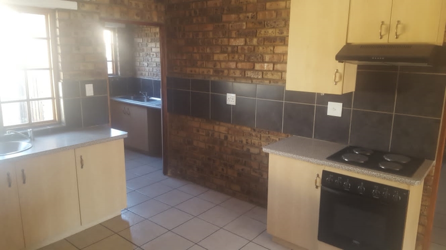 18 Bedroom Property for Sale in Oudorp North West